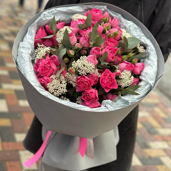 Букет из кустовых пионовидных роз "Сахарный взрыв" Букет из кустовых пионовидных роз "Сахарный взрыв"