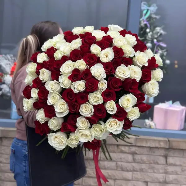 Букет из 101  голландской Розы "Гипноз"