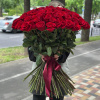 Букет из 101 голландской розы "Бушующая страсть"
