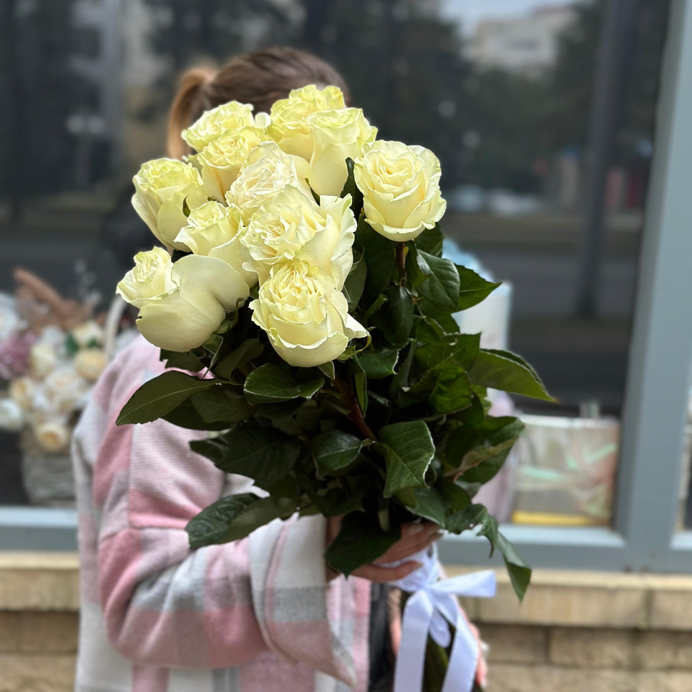 Букет из 11 голландских белых роз