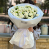 Букет из кустовых пионовидных роз "Первый снег"